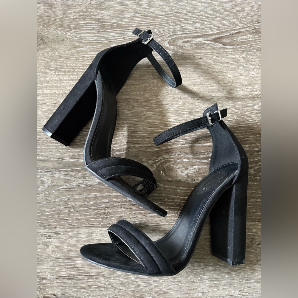 Black Charlotte Rouge Chunky Heel
